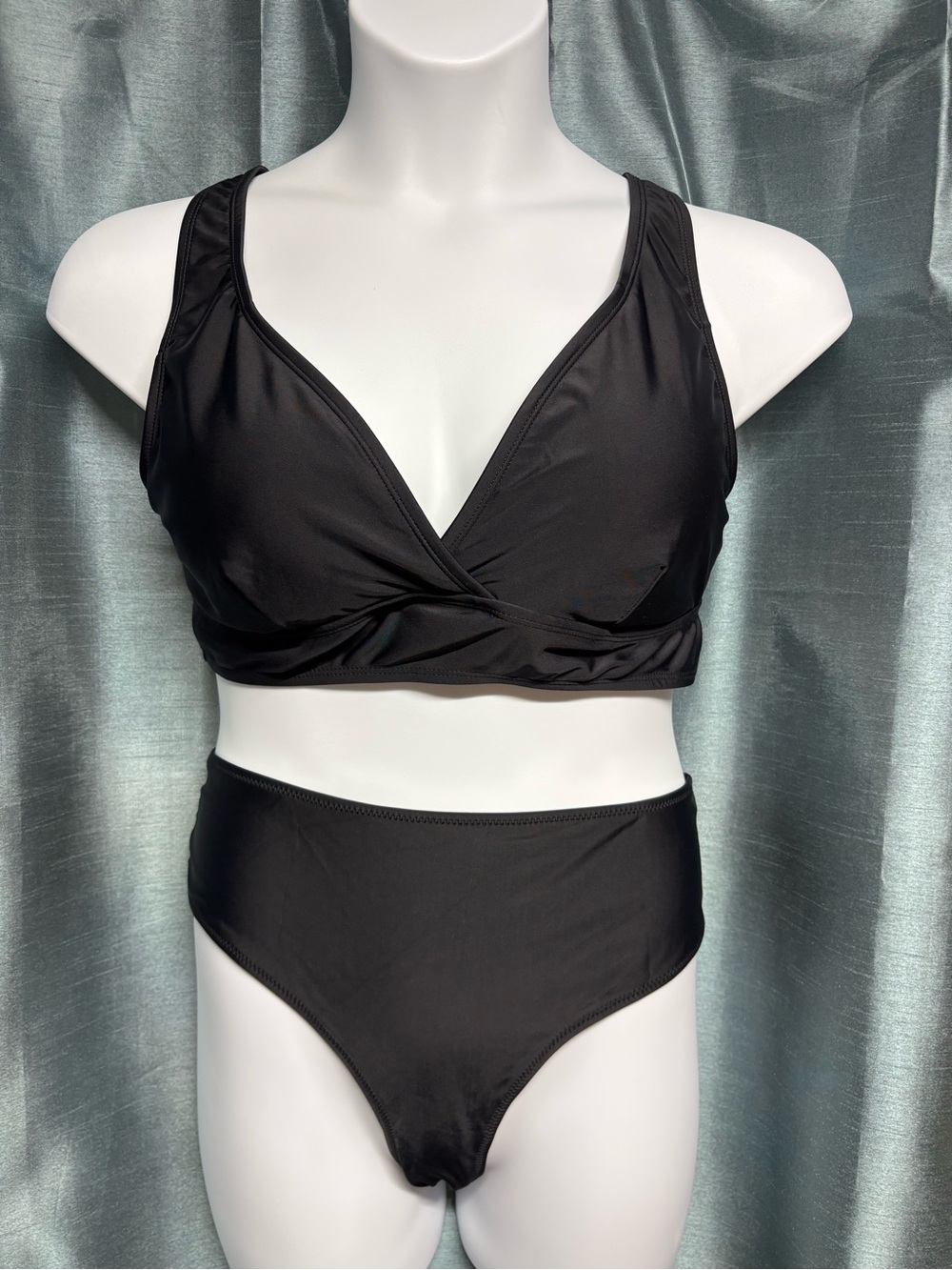 Women’s Black High-Waist Bikini Set - Classic Swim Top & Bottom
